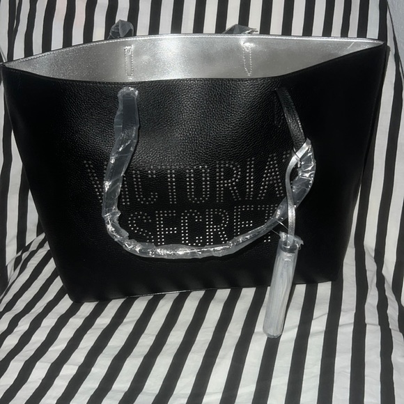 Victoria's Secret Handbags - Victoria’s Secret tote bag‎